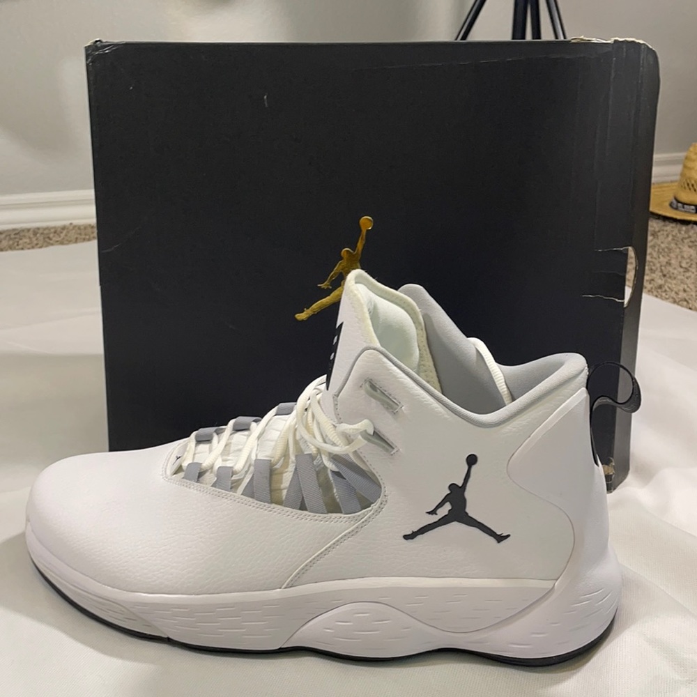 Air Jordan White/Black- Wolf Grey LaMarcus Aldridge Spurs Player Promo Sample